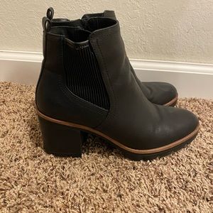 Black booties Size 7.5